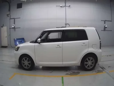 Toyota COROLLA RUMION