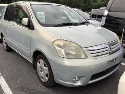 Toyota RAUM