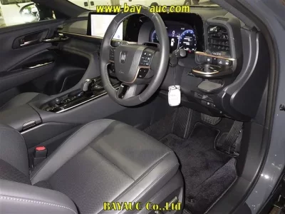 Toyota CROWN SPORT