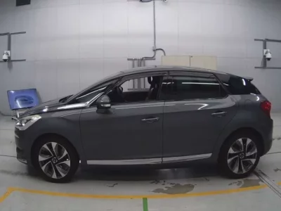 Citroen DS5