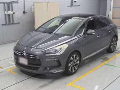Citroen DS5