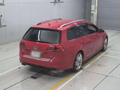 Volkswagen GOLF VARIANT