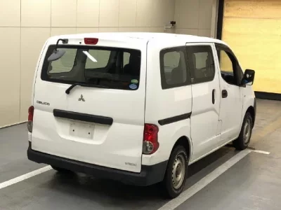 Mitsubishi DELICA