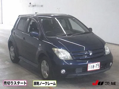 Toyota IST