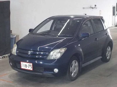 Toyota IST