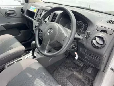 Nissan AD