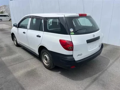 Nissan AD