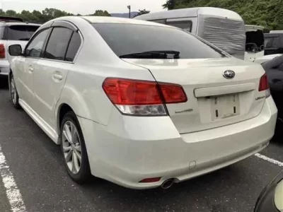Subaru LEGACY B4