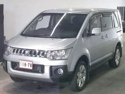 Mitsubishi DELICA D5
