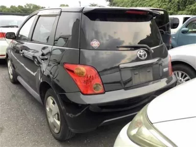 Toyota IST