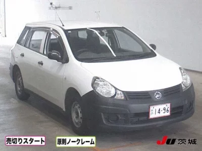 Nissan AD