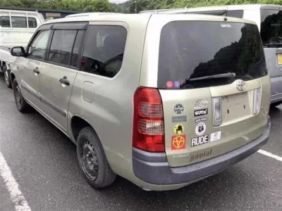 Toyota SUCCEED