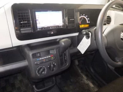 Suzuki MRWAGON