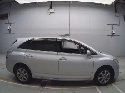 Toyota MARK X ZIO