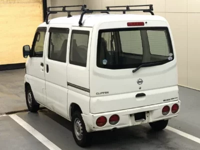 Nissan CLIPPER VAN