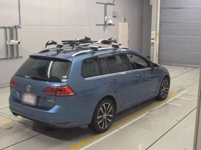 Volkswagen GOLF VARIANT