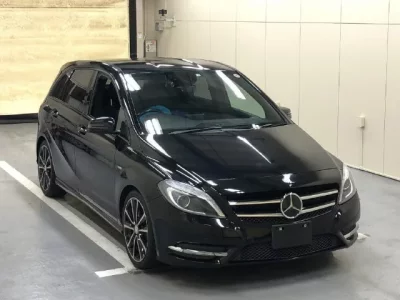 Mercedes-Benz B CLASS