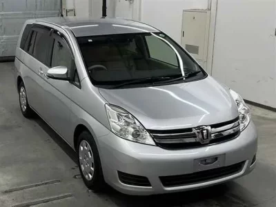 Toyota ISIS