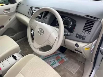 Toyota ISIS