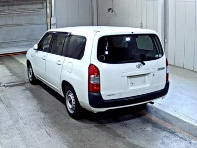 Toyota SUCCEED