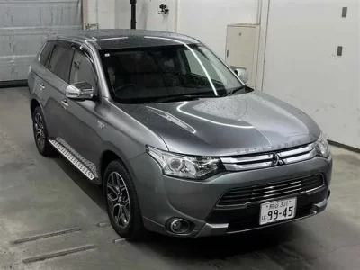 Mitsubishi OUTLANDER PHEV