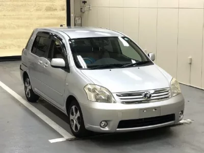 Toyota RAUM