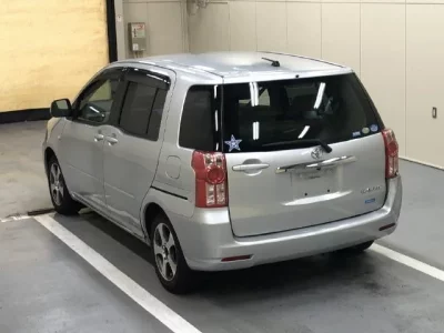 Toyota RAUM