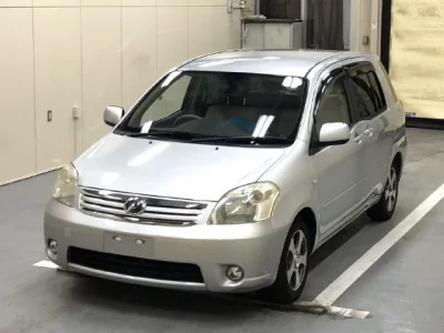 Toyota RAUM