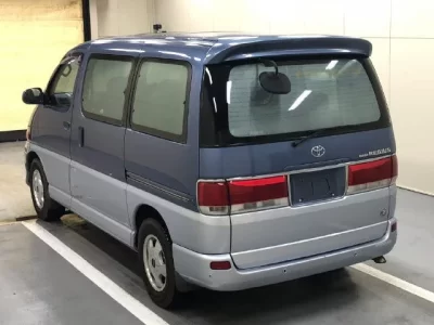 Toyota HIACE REGIUS