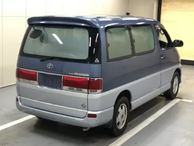 Toyota HIACE REGIUS