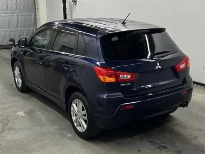 Mitsubishi RVR