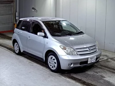 Toyota IST
