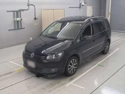 Volkswagen GOLF TOURAN