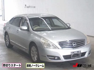 Nissan TEANA