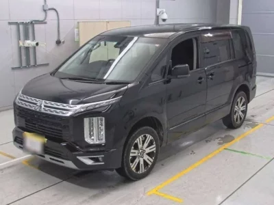 Mitsubishi DELICA D5