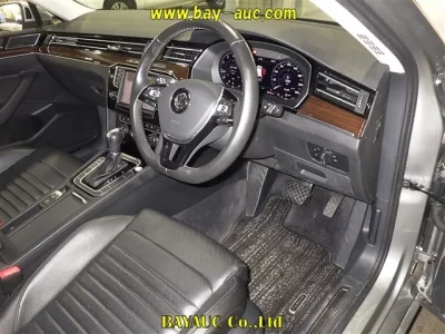 Volkswagen PASSAT VARIANT
