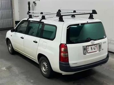 Toyota SUCCEED