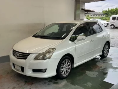 Toyota BLADE
