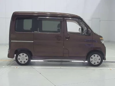 Daihatsu Atrai Wagon