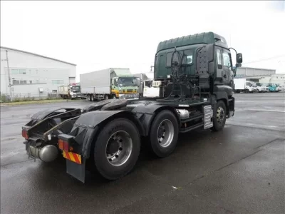 Isuzu TRUCK