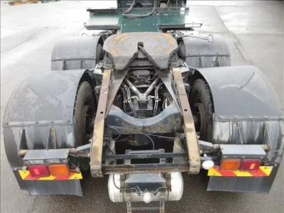 Isuzu TRUCK
