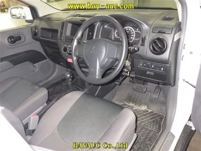 Mitsubishi LANCER VAN