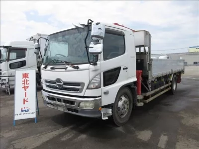 Hino TRUCK