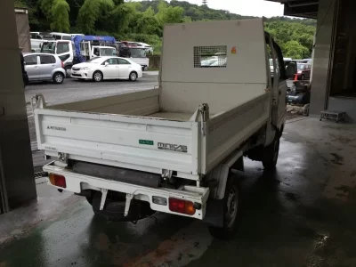 Mitsubishi MINICAB TRUCK
