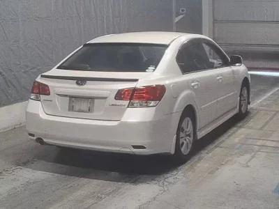 Subaru LEGACY B4