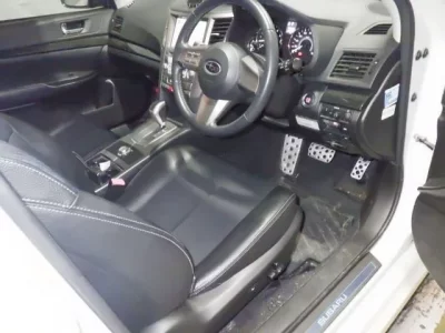 Subaru LEGACY B4