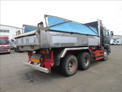 Isuzu TRUCK
