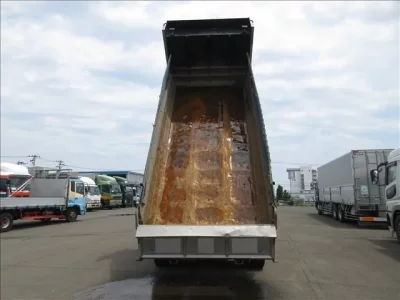 Isuzu TRUCK
