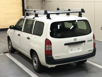Toyota SUCCEED