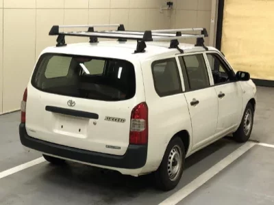 Toyota SUCCEED